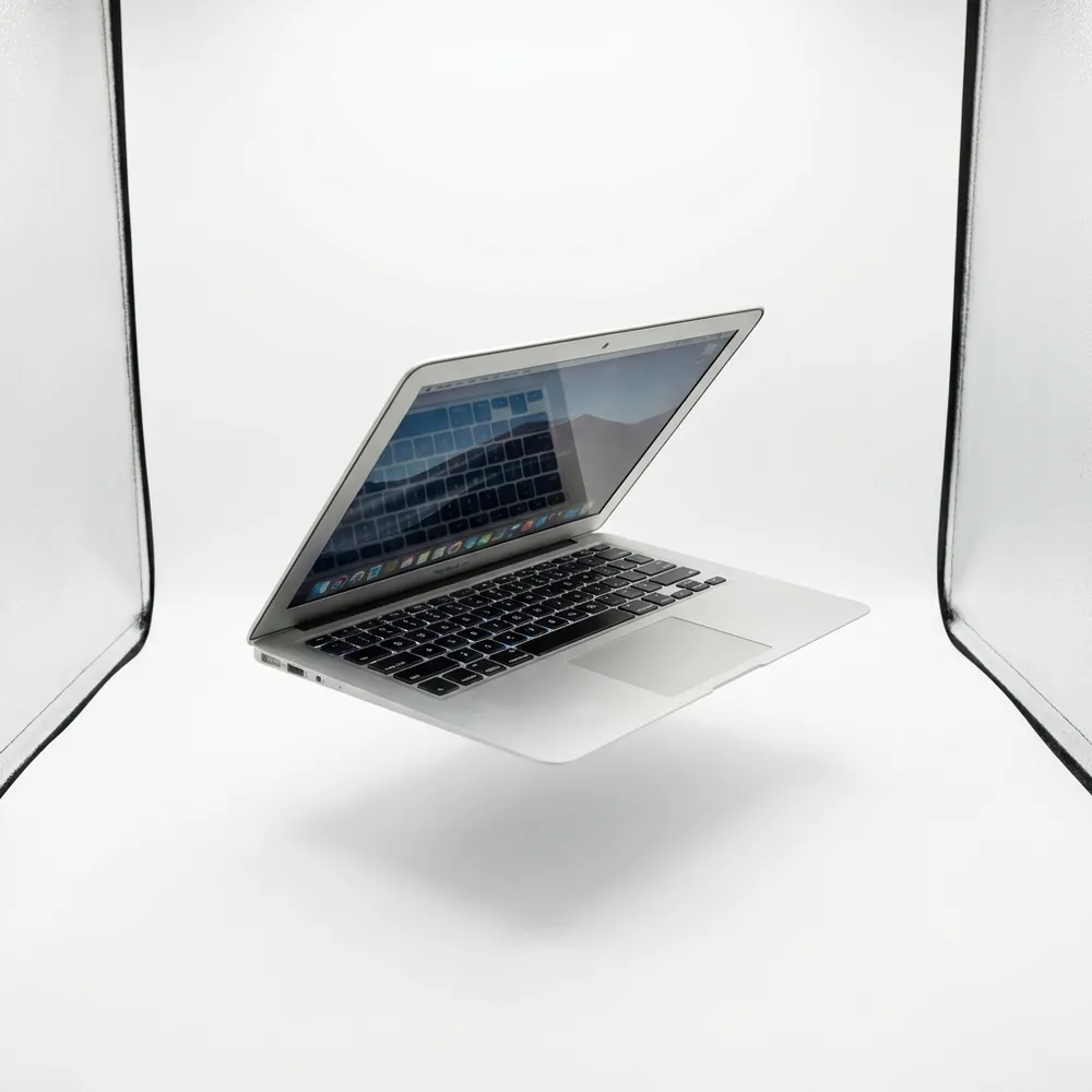 MacBook Air 13" 2017 Hinge at N.N Laptop Lahore